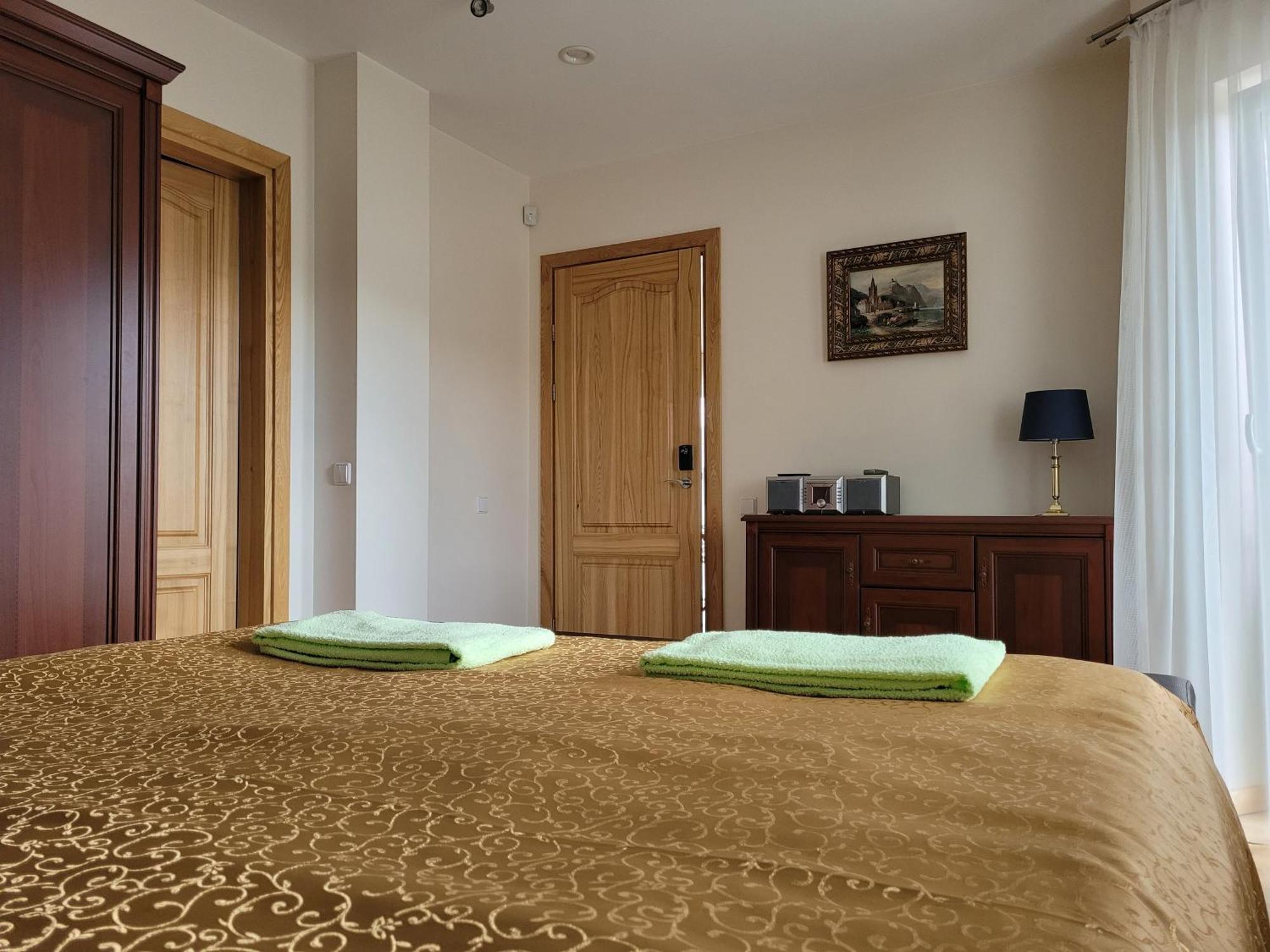Chalet Villa Rex ドルスキニンカイ エクステリア 写真